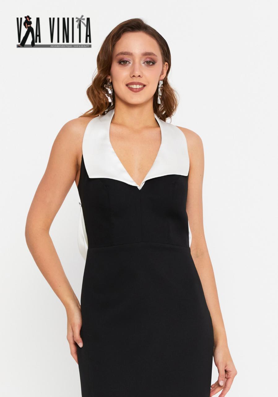 Chic Contrast Bow-Back Mini Dress